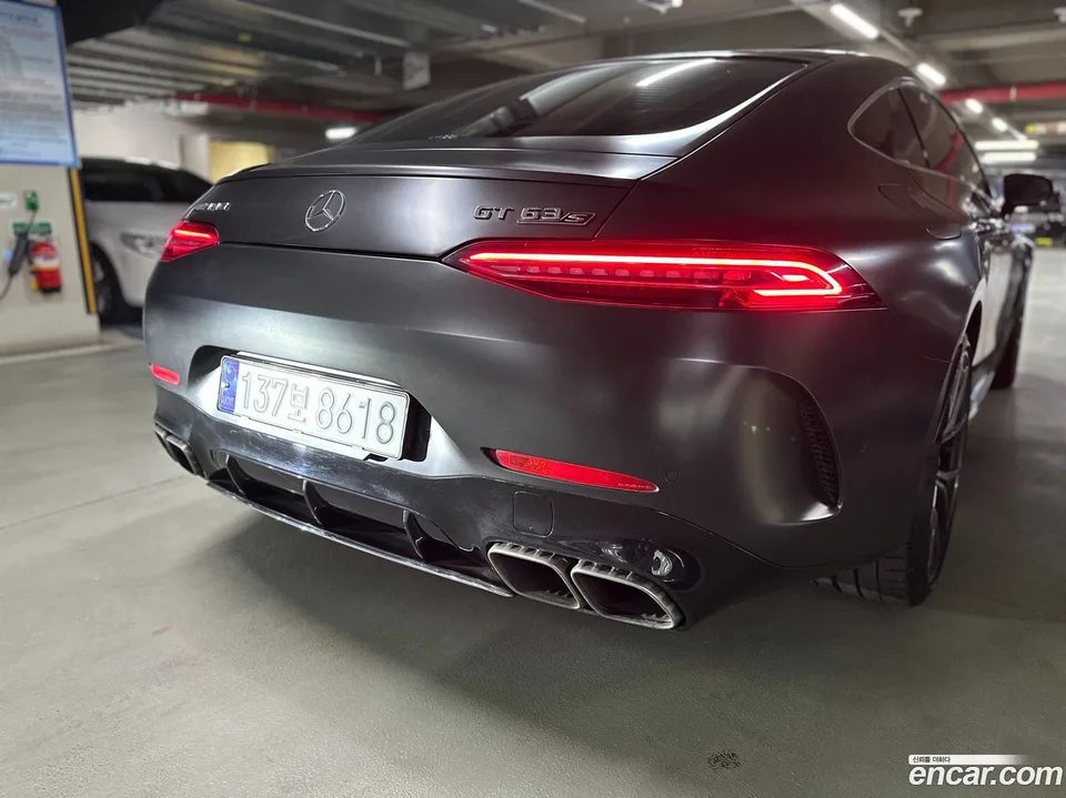 Mercedes-Benz AMG GT 4 63 S 4MATIC+ 2023 — миниатюра 5