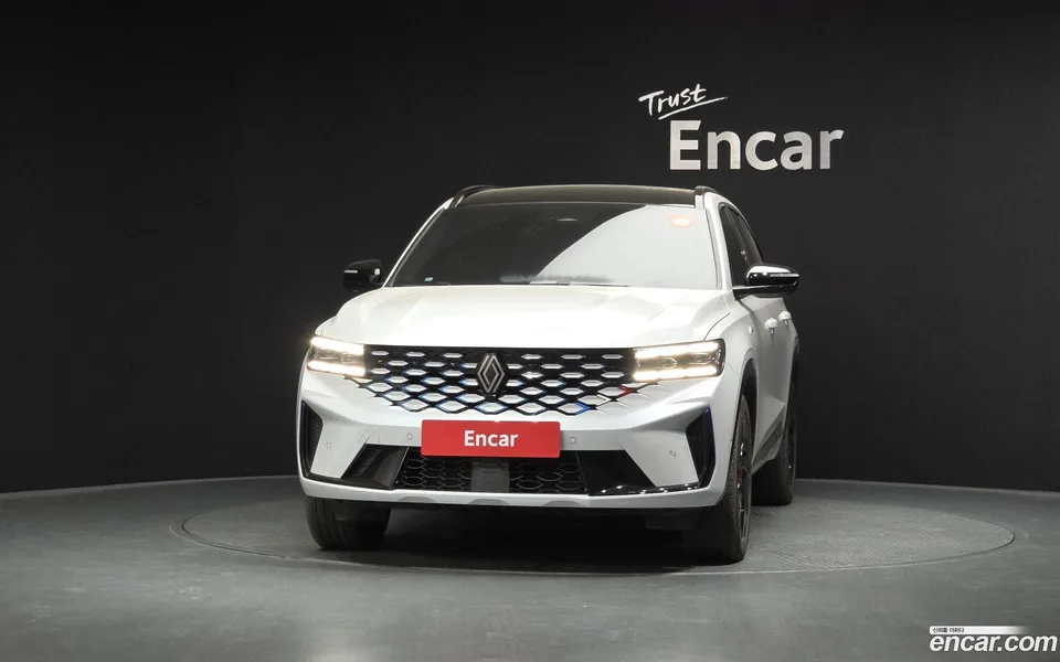 Renault Samsung Grand Koleos 1.5 E-TECH 2WD 2025 — миниатюра 3