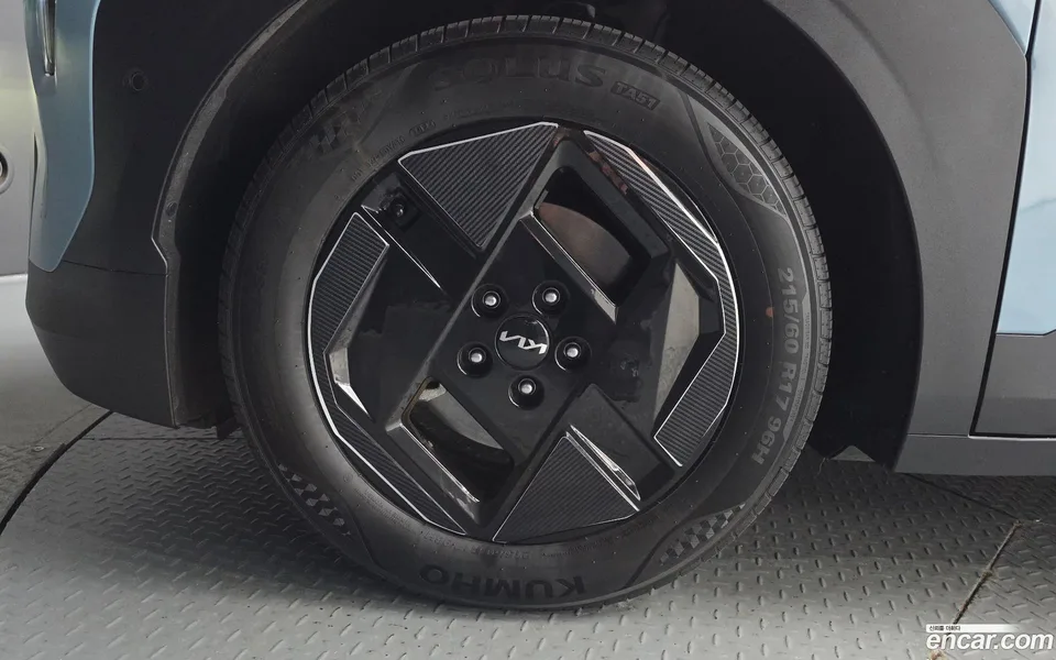 Kia EV3 2WD 2024 — миниатюра 5