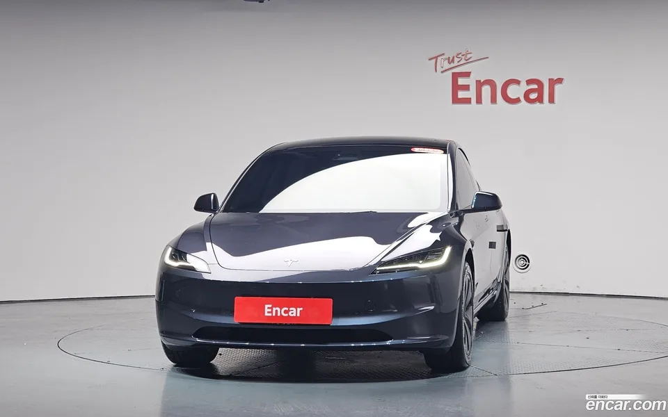 Tesla Model 3 RWD 2025 — миниатюра 3