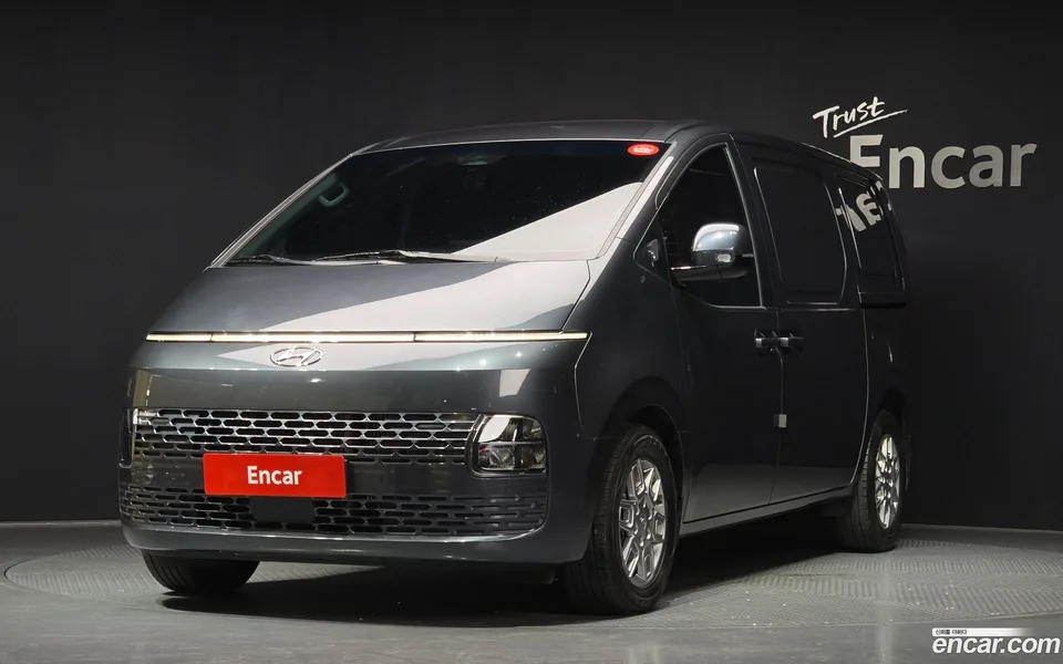 Hyundai Staria 2023