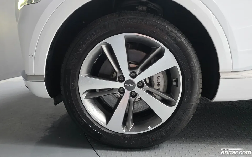 Genesis GV80 2.5T 2WD 2022 — миниатюра 2