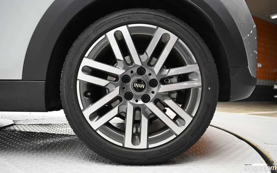 MINI Cooper C 2025 — миниатюра 5