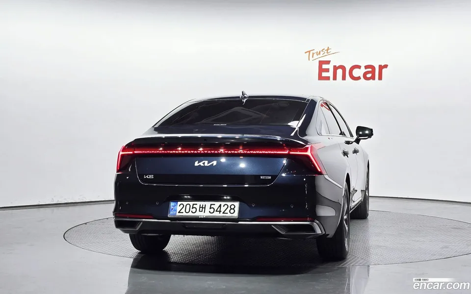Kia K8 Hybrid 2023 — миниатюра 4