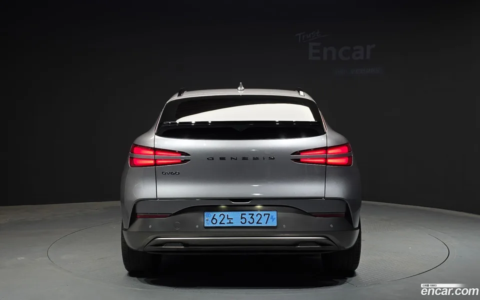 Genesis GV60 AWD 2023 — миниатюра 4