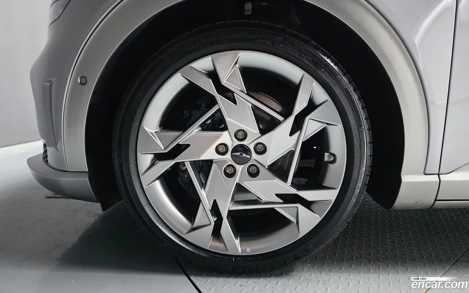 Genesis GV60 AWD 2023 — миниатюра 5
