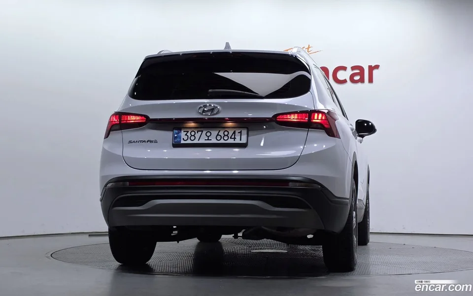 Hyundai SantaFe 2.2 2WD 2022 — миниатюра 4