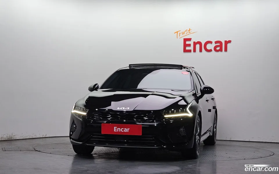 Kia K5 Hybrid 2023 — миниатюра 3