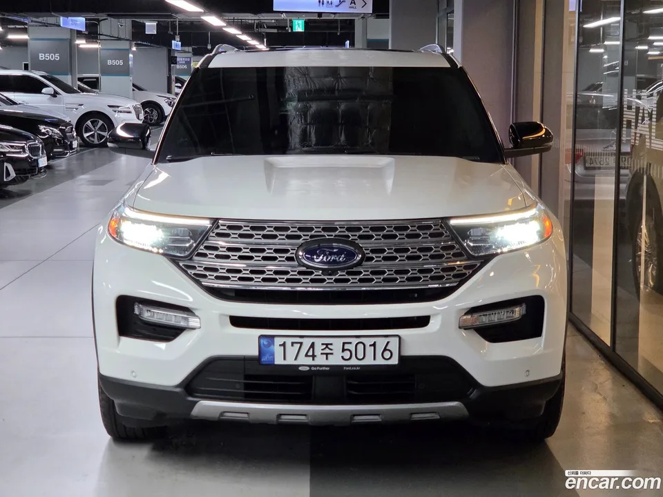 Ford Explorer 2.3 4WD 2022 — миниатюра 4