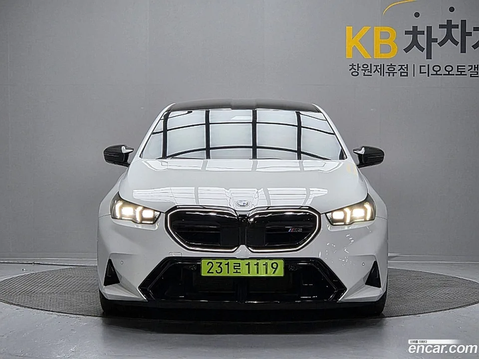 BMW M5 M5 2025 — миниатюра 3