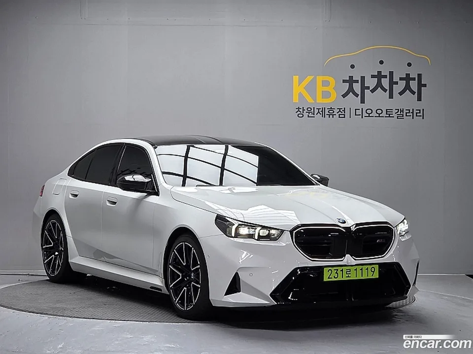 BMW M5 M5 2025 — миниатюра 5