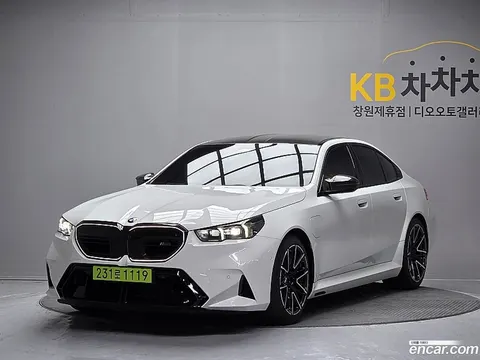 BMW M5 2025 buy in Moscow