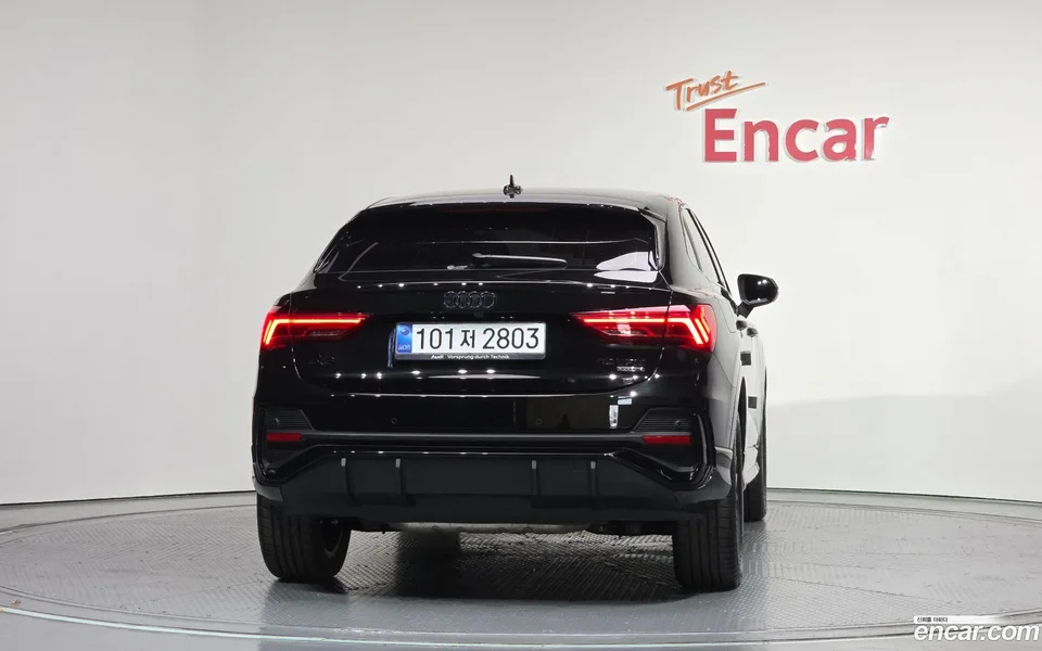 Audi Q3 40 TFSI 2025 — thumbnail 4