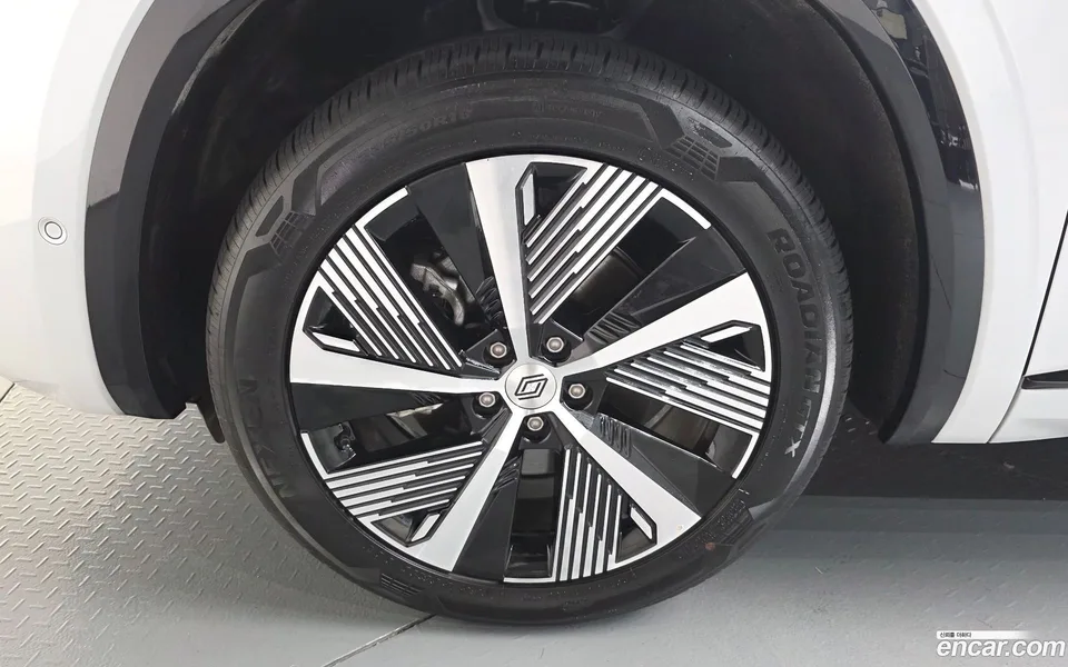 Renault Samsung Grand Koleos 1.5 E-TECH 2WD 2025 — миниатюра 5