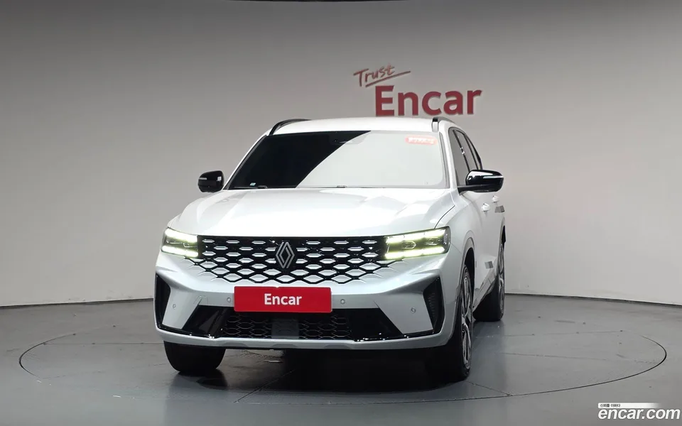 Renault Samsung Grand Koleos 1.5 E-TECH 2WD 2025 — миниатюра 3