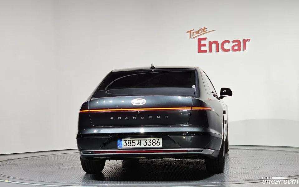Hyundai Grandeur 2.5 2WD 2023 — миниатюра 4