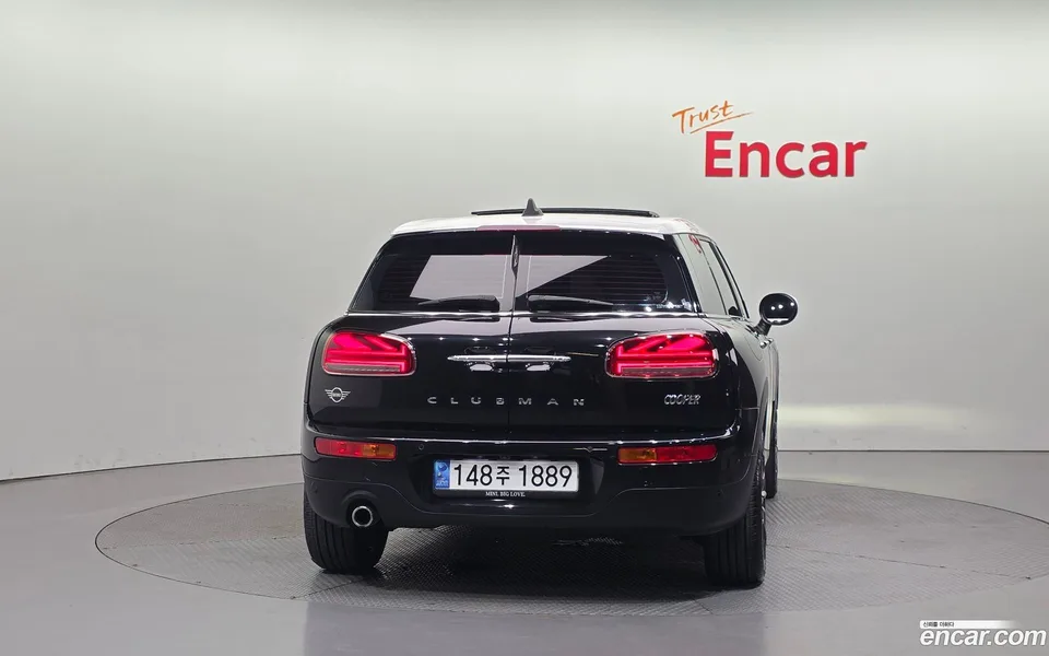 MINI Cooper Clubman 2023 — миниатюра 4