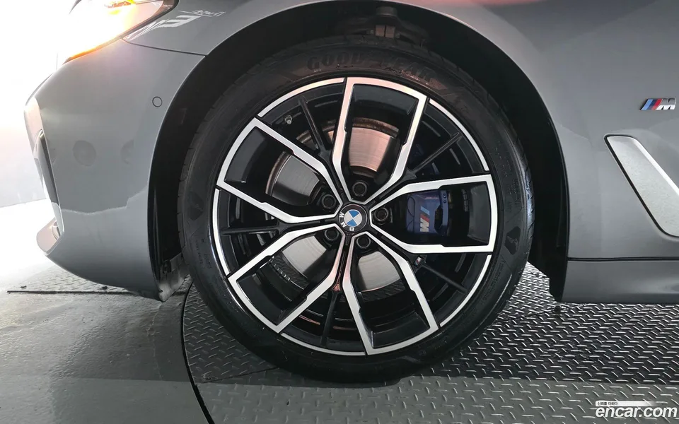 BMW 5 Series 530i M 2023 — миниатюра 2