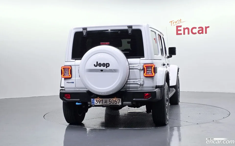 Jeep Wrangler 2.0 4 4xe 2022 — миниатюра 4