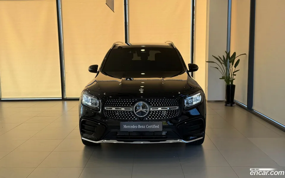 Mercedes-Benz GLB-Class GLB250 4MATIC 2025 — миниатюра 3