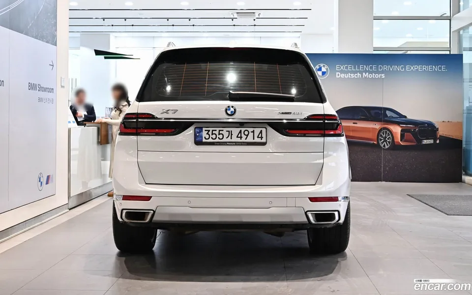 BMW X7 xDrive 40i 7 2024 — миниатюра 4