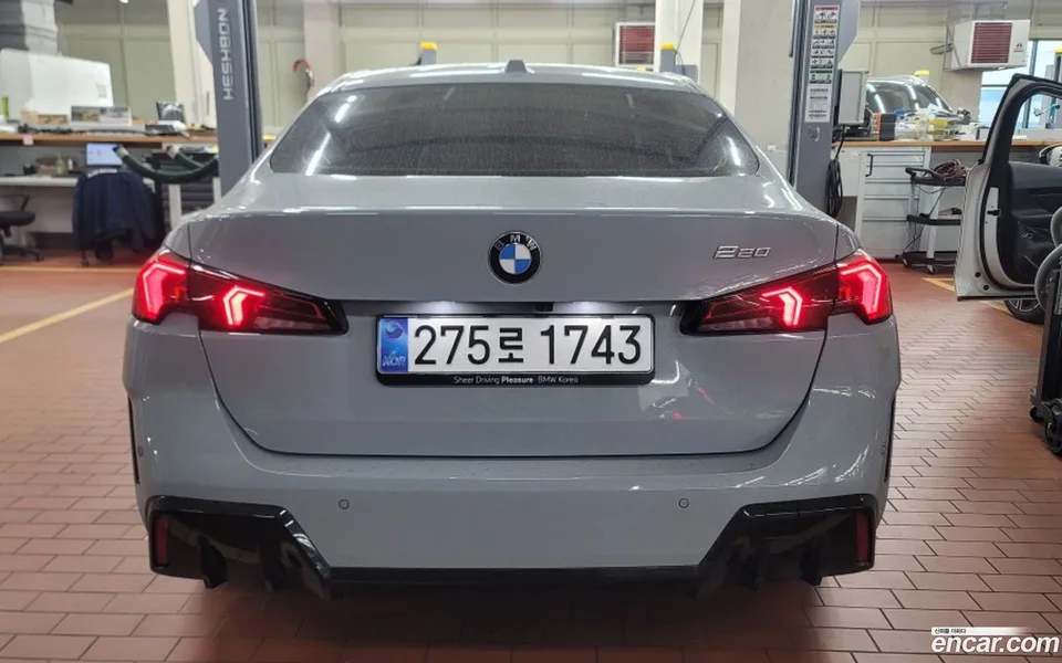 BMW 2 Series Gran Coupe 220 M 2025 — миниатюра 4