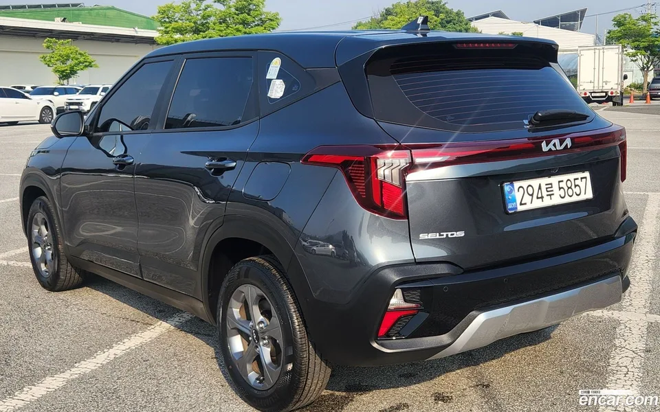 Kia Seltos 1.6 2WD 2024 — миниатюра 4