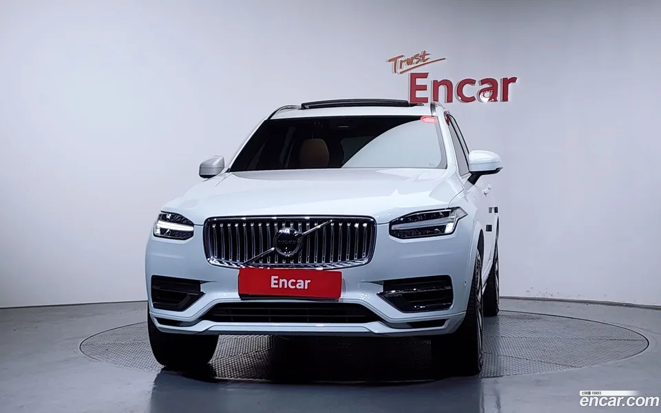 Volvo XC90 T8 2024 — миниатюра 3