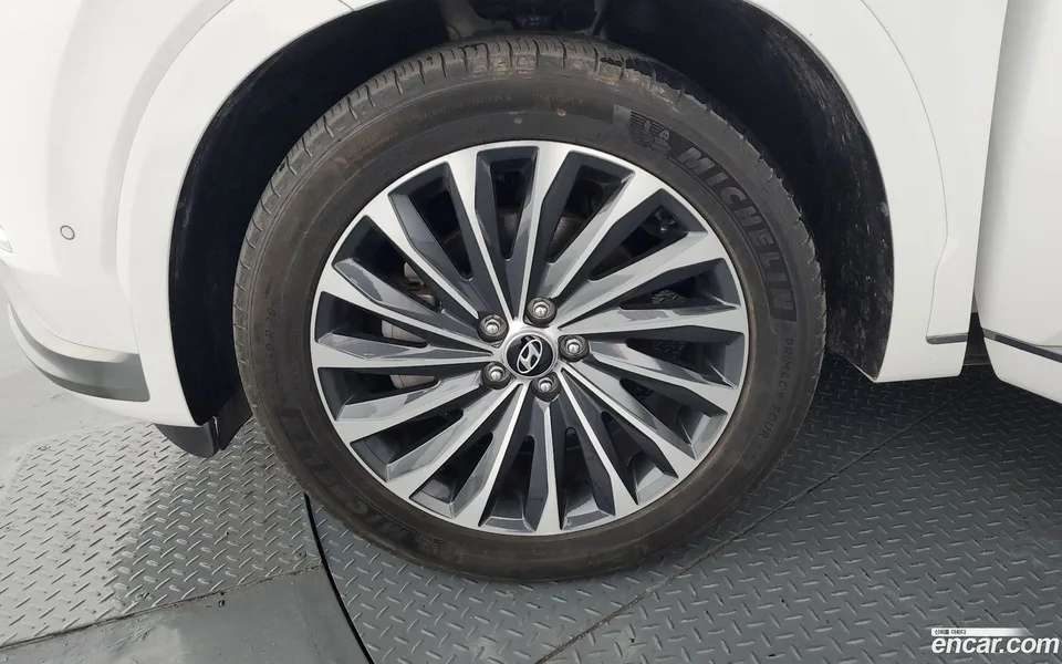 Hyundai Palisade 2.2 2WD 2023 — миниатюра 2