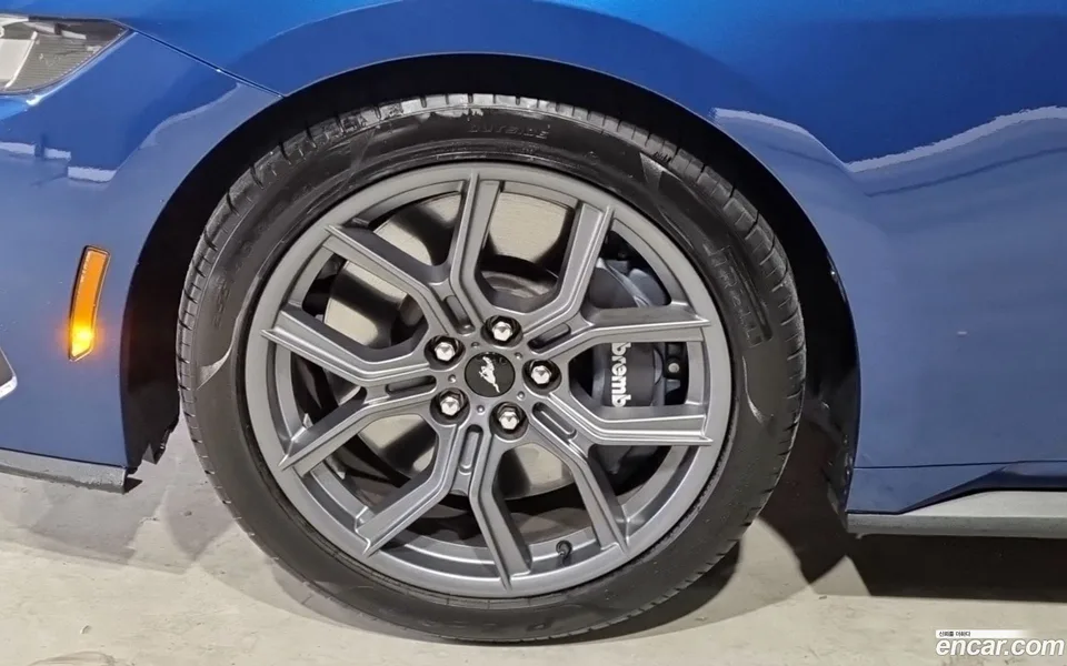 Ford Mustang 2.3 2025 — миниатюра 5
