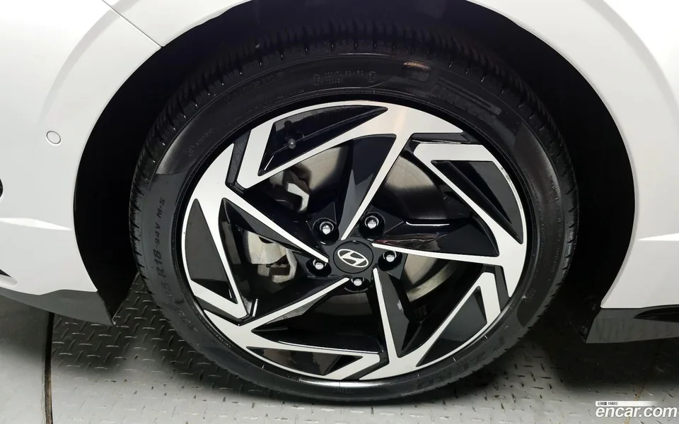 Hyundai Sonata The Edge 2.0 2023 — миниатюра 2