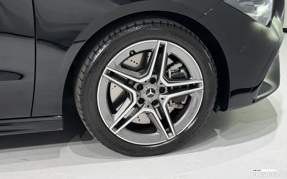 Mercedes-Benz CLA-Class CLA250 4MATIC 2025 — миниатюра 5