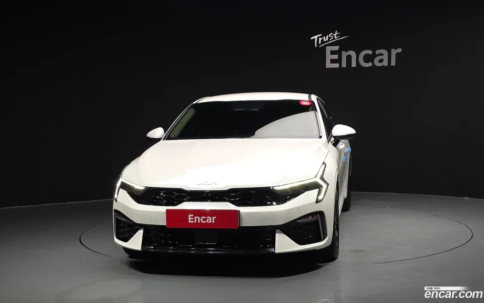 Kia K5 Hybrid 2024 — миниатюра 3