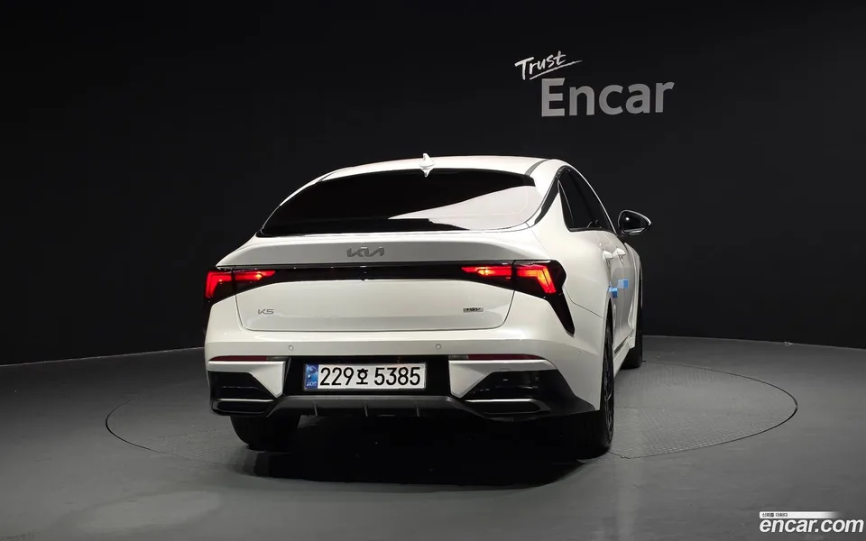 Kia K5 Hybrid 2024 — миниатюра 4