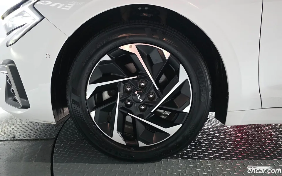 Kia K5 Hybrid 2024 — миниатюра 5