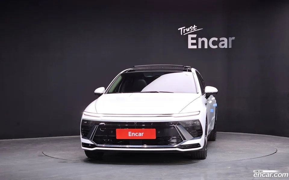 Hyundai Sonata The Edge 2.0 2023 — миниатюра 3
