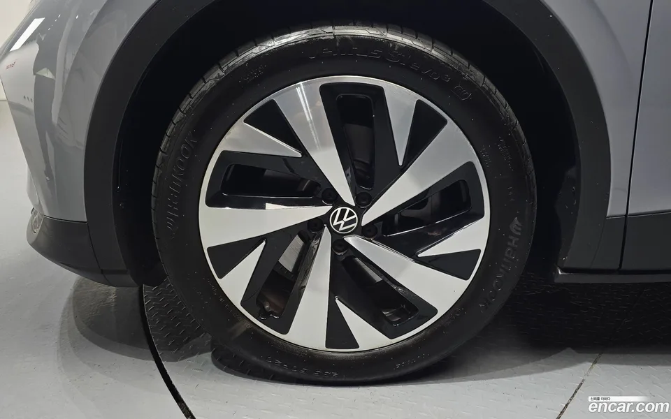 Volkswagen ID.4 2023 — миниатюра 2