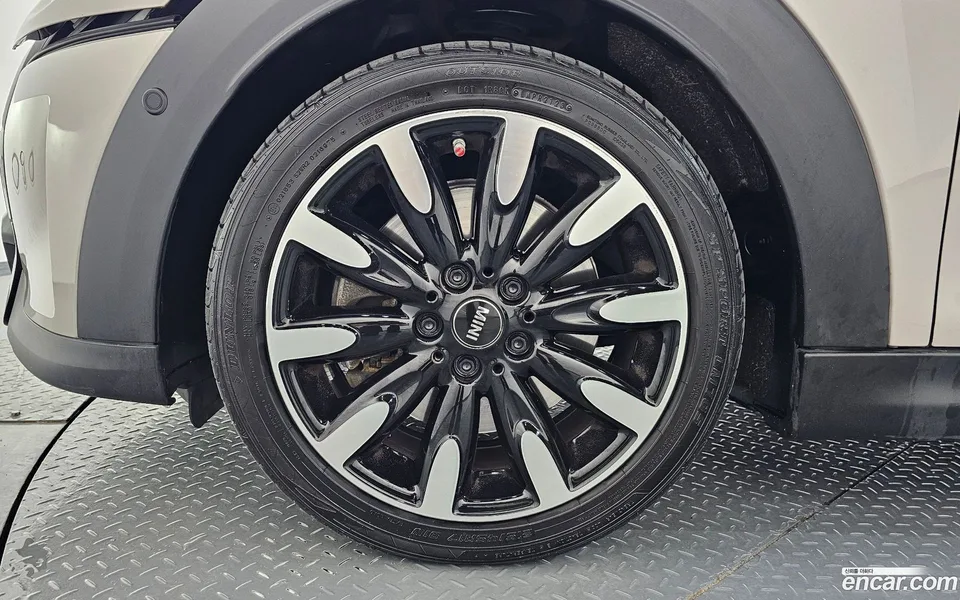 MINI Cooper S 2022 — миниатюра 2
