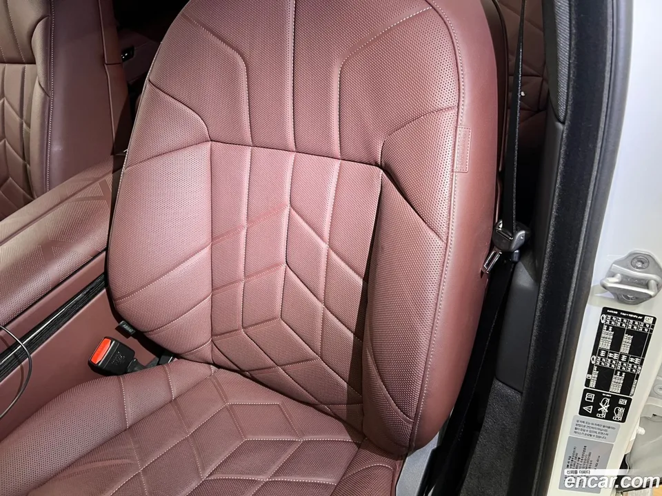BMW 7 Series 740d xDrive M 2025 — миниатюра 2