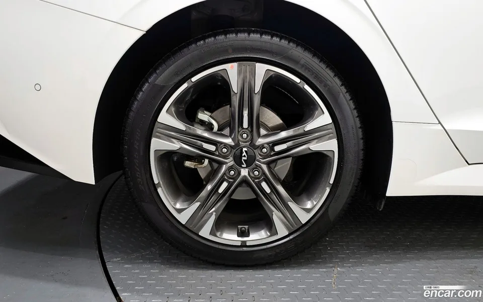 Kia K5 2.0 2023 — миниатюра 5
