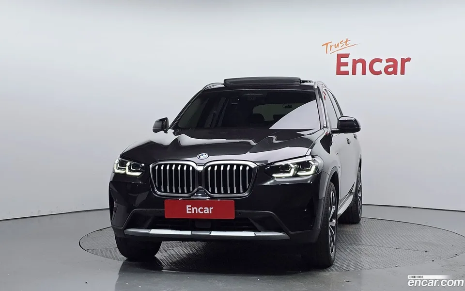 BMW X3 xDrive 30e 2022 — миниатюра 3