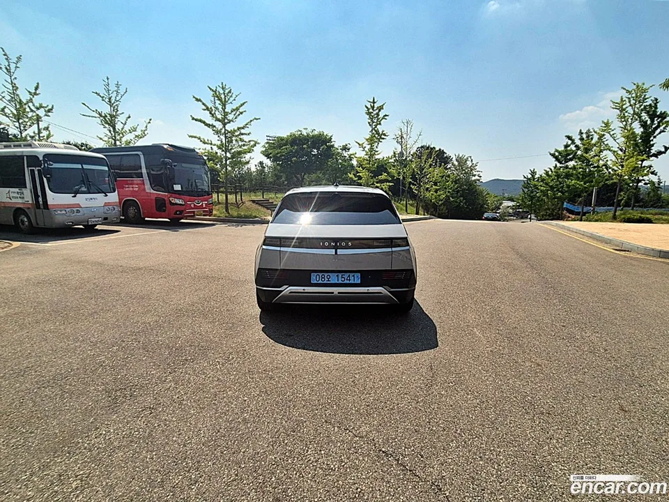 Hyundai Ioniq 5 2023 — миниатюра 4