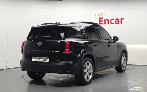 MINI Cooper S Countryman 2024 buy in Moscow