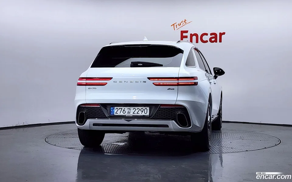 Genesis GV70 2.5T AWD 2022 — миниатюра 4