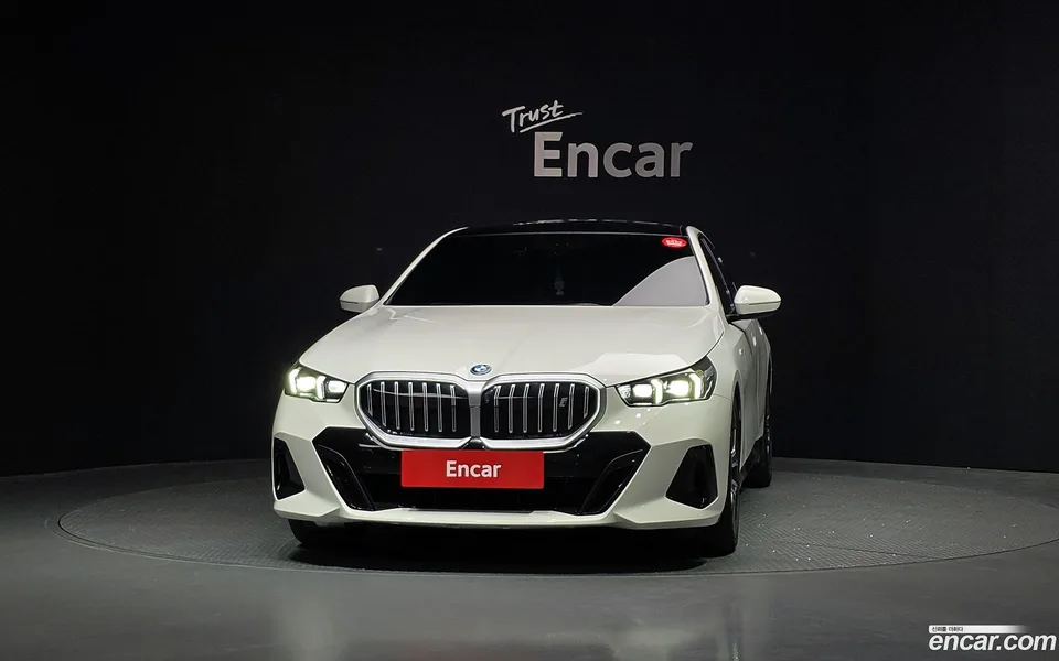 BMW i5 eDrive 40 M 2024 — миниатюра 3