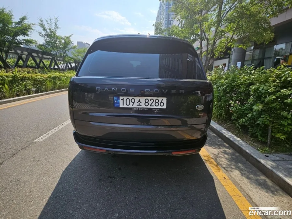 Land Rover Range Rover P530 AB LWB 2023 — миниатюра 2