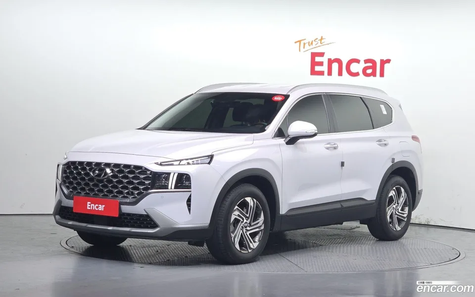 Hyundai SantaFe 2.2 2WD 2022 — фото 1, купить с доставкой в Москву