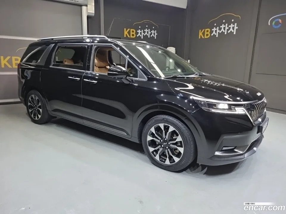 Kia Carnival 9 2022 — миниатюра 5