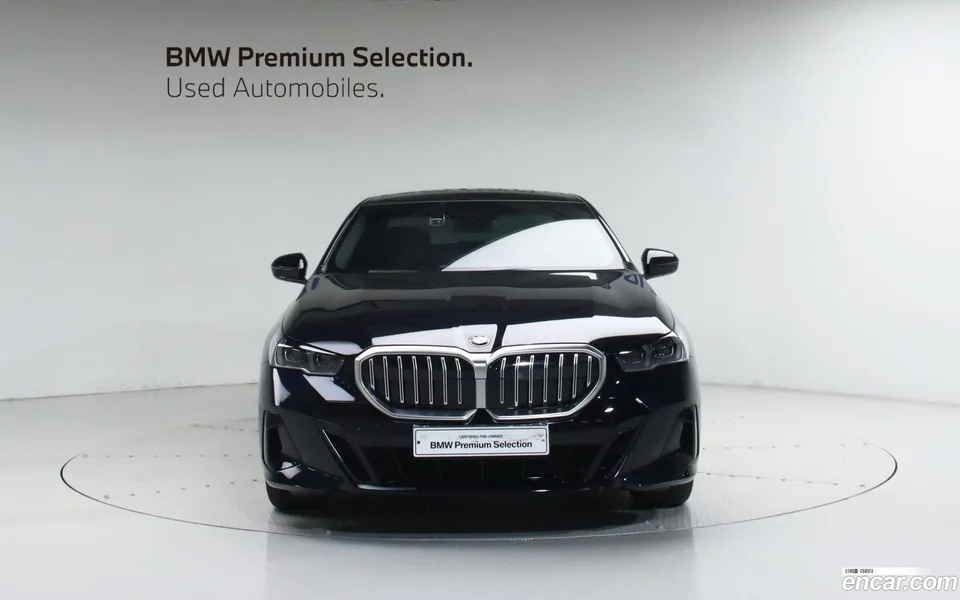 BMW 5 Series 523d M 2025 — миниатюра 3