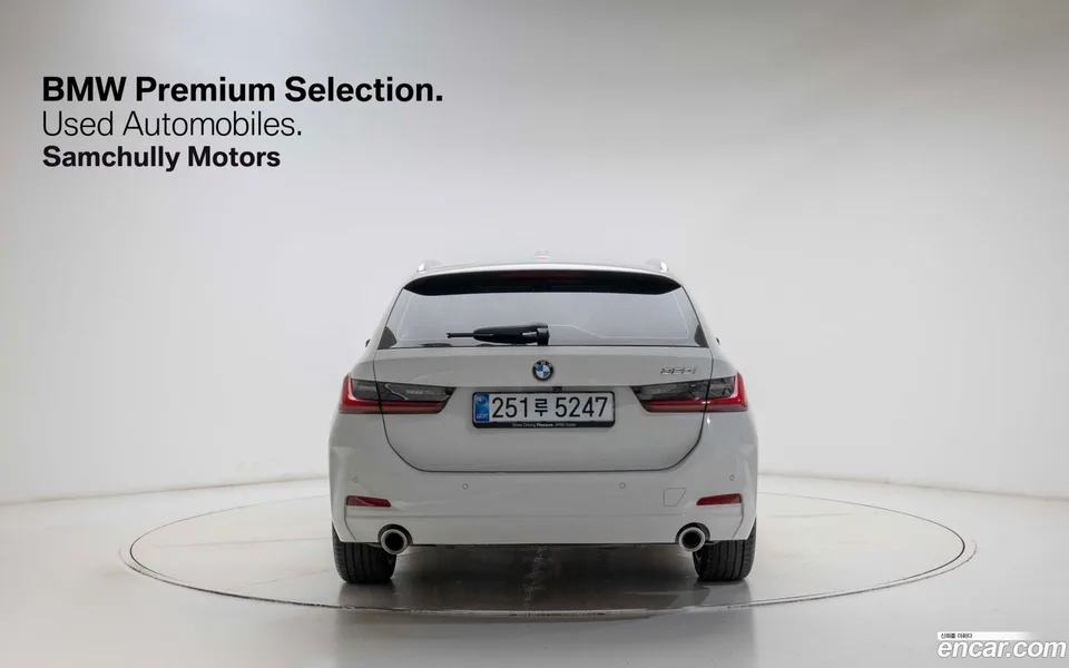 BMW 3 Series 320i 2025 — thumbnail 3